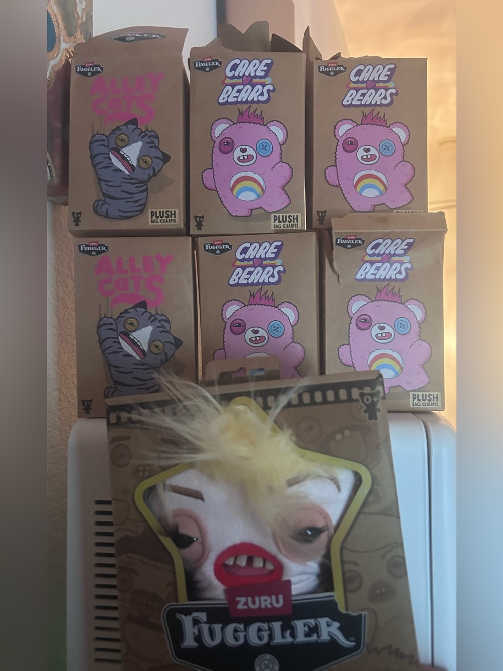 ZURU Fuggler x Care Bears and Fuggler Alley Cats bag charms & Fuggler Fuggstar!